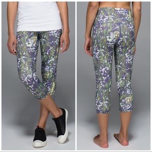 LULULEMON HIGH RISE WUNDER UNDER CROP LEGGING 4